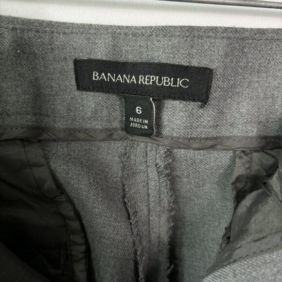Banana Republic Women's Logan Gray Crop Ruffle Hem Trouser Pants Size 6 - Picture 6 of 15